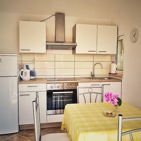 Holiday home Ruzicin Dvor